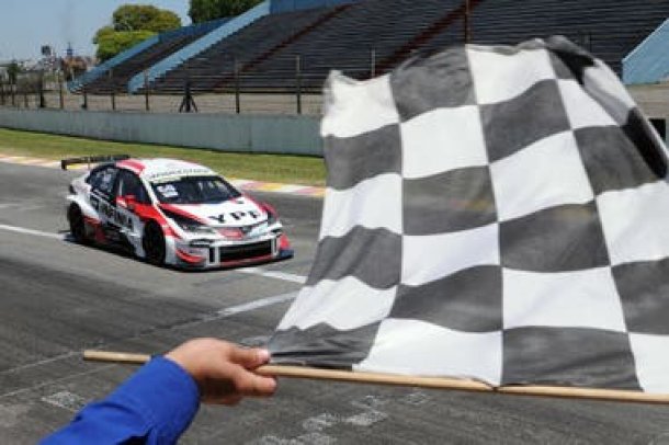 Se viene un verano intenso en el Super TC 2000