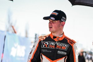 OTTO FRITZLER SERÍA EL APUNTADO PARA SER PILOTO MERCEDES BENZ