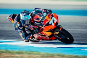 PERRONE Y UN GRAN AÑO EN MOTO3