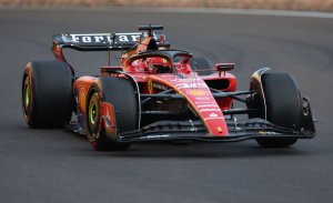 LECLERC Y FERRARI DUEÑOS ABSOLUTOS DE LA POLE EN BAKU