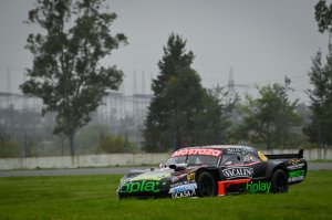 GANO ALEJANDRO MARTINEZ Y SE METE EN LA PELEA POR EL CAMPEONATO 