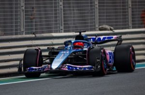 ¿COMO LE FUE A ALPINE EN SINGAPUR? ¿COMO LE FUE A ALPINE EN SINGAPUR?