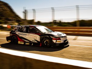 GABRIEL PONCE DE LEON VOLVIO A GANAR DESPUES DE 10 AÑOS EN TC2000