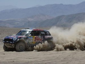 AUTOS: AL-ATTIYAH NO AFLOJA