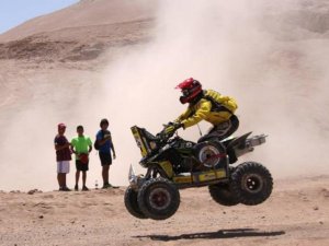 QUADS: VICTORIA DE LOCAL DE GALLEGOS LOZIC