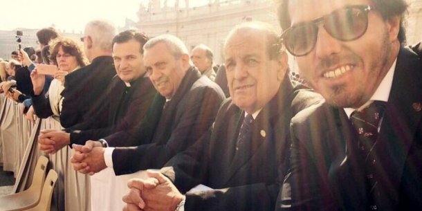 La comisión de la ACTC en los momentos previos al encuentro