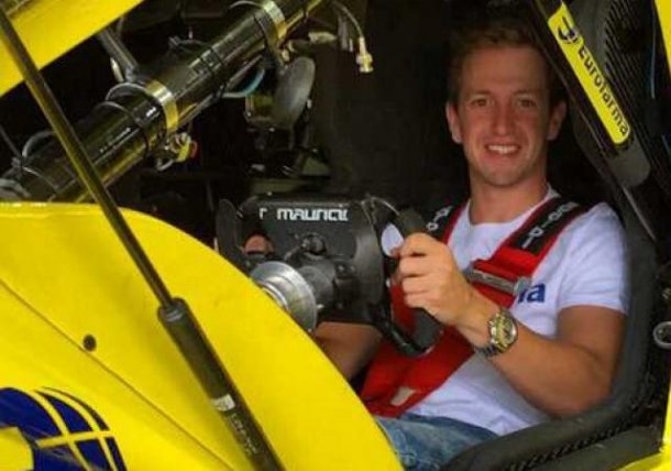 Girolami en el auto de Mauricio.