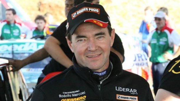 Omar Martínez iría al Turismo Nacional