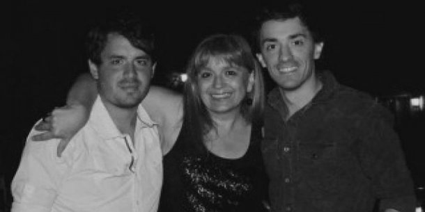 Acá Nancy con Nicolas y Matias. Nuestro abrazo a ellos en este duro momento
