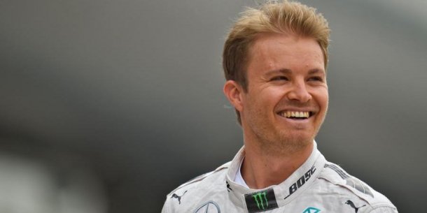 Nico Rosberg sigue en Mercedes