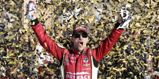 El Nascar se puso lindo