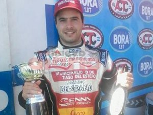 VUELVE AMADIS FARINA