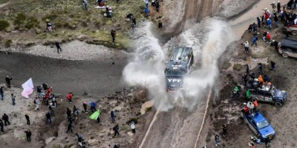 El camion y su paso por los suelos bolivianos