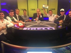 PASO UN NUEVO ULTIMA VUELTA POR LA PANTALLA DE FOX SPORTS