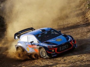 NEUVILLE ESTIRA LA BRECHA