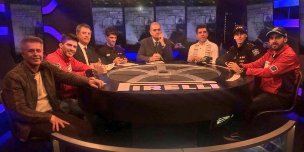 Una mesa de lujo para un programa espectacular