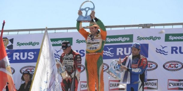 El podio de Neuquen, donde Castellano gano la primer carrera del año.
