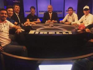 PASO UN NUEVO ULTIMA VUELTA POR LA PANTALLA DE FOX SPORTS