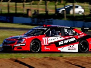 TOYOTA Y ROSSI, IMPARABLES