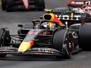PÉREZ Y RED BULL FESTEJARON EN MÓNACO