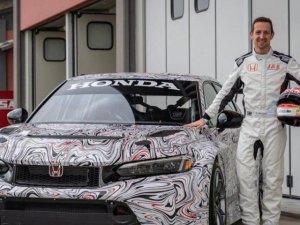 HONDA PRESENTÓ SU NUEVO MODELO TCR