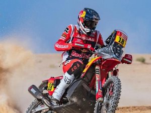 DANIEL SANDERS GANÓ LA ETAPA 3 EN MOTOS