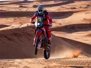 VAN BEVEREN PREVALECIÓ EN LAS MOTOS 