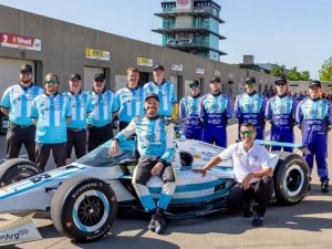 AGUSTÍN CANAPINO CERRÓ UNA GRAN CARRERA EN INDIANÁPOLIS