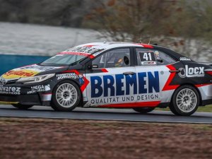 BARRIO LOGRÓ SU PRIMERA POLE POSITION EN EL TURISMO NACIONAL