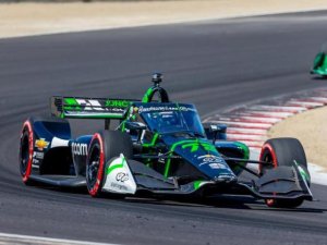 CANAPINO CERRÓ EL AÑO CON UNA GRAN CARRERA EN LAGUNA SECA