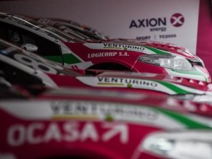EL EQUIPO RENAULT DE TC2000 PRUEBA DE CARA A LA FECHA EN BUENOS AIRES