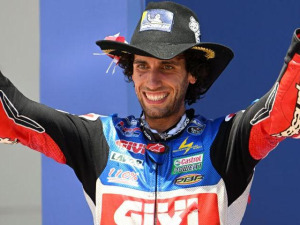 CASI CUATRO MESES DESPUÉS RINS REAPARECE EN EL MOTOGP