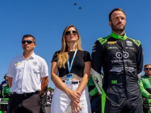 AGUSTÍN CANAPINO RENOVÓ SU CONTRATO Y SEGUIRÁ EN INDYCAR