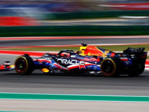 VERSTAPPEN GANO UNA APRETADA CARRERA EN AUSTIN