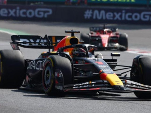 VERSTAPPEN GANÓ EN LA CASA DE CHECO PÉREZ