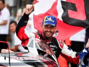 NYCK DE VRIES REEMPLAZARÁ A PECHITO LOPEZ EN EL HYPERCAR