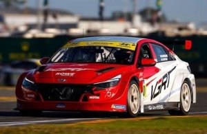 JULIÁN SANTERO FINALIZÓ 11° EN DAYTONA 