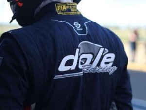 DOLE RACING: FORMACIÓN DE PILOTOS PARA EL ARRANQUE DEL TC Y EL TN