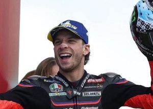 MARCO BEZZECCHI GANÓ LA SPRINT EN INDONESIA