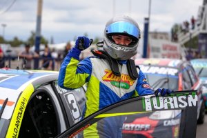 ANTOLIN Y POSCO SE QUEDARON CON LAS SERIES DE LA CLASE 2