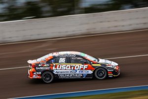 CANAPINO VOLVIÓ A QUEDARSE CON LA POLE EN LA CLASE 3