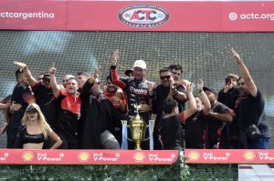 AGUSTIN CANAPINO DUE&Ntilde;O DE LA TRIPLE CORONA 