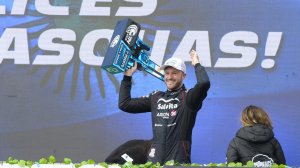 CANAPINO Y UN TRIUNFO ESPECIALMENTE DEDICADO