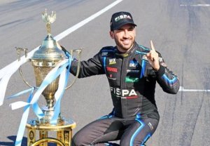 JULIAN SANTERO: "FUE UNA MANIOBRA DE CARRERA, INTENTE PASARLO Y NO FUE MAS QUE ESO"