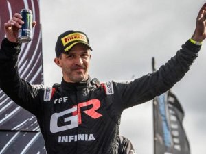 ROSSI LE CIERRA LAS PUERTAS AL TURISMO NACIONAL