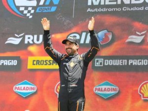 LA PEL&Iacute;CULA DEL CAMPE&Oacute;N: UN REPASO DE LA CONSAGRACI&Oacute;N DE JULI&Aacute;N SANTERO