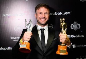 LA GRAN NOCHE DE AGUST&Iacute;N CANAPINO EN LOS PREMIOS OLIMPIA