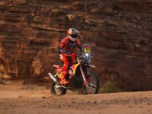 LUCIANO BENAVIDES FINALIZO P6 EN LA SEXTA ETAPA