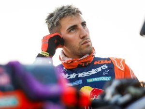 LUCIANO BENAVIDES FINALIZO P9 Y PERDIO EL LIDERAZGO