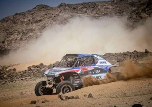 KEVIN BENAVIDES SE SUBIO AL PODIO NUEVAMENTE EN LA ETAPA DIEZ